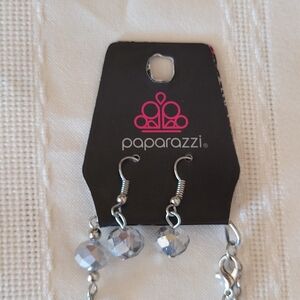 Paparazzi Necklace And Earrings Set Costume Crystal and Pearl Silver Tone NEW